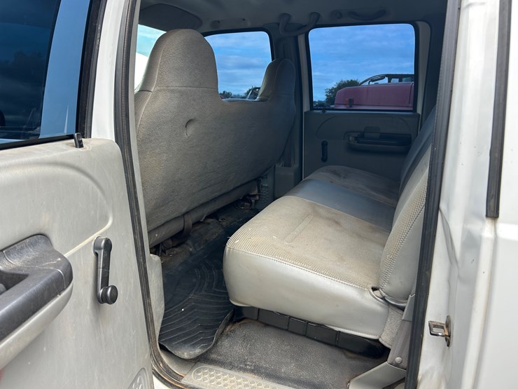2006-ford-f450-image-8