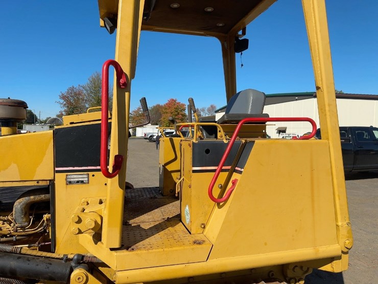 1994-caterpillar-d3c-iii-image-29