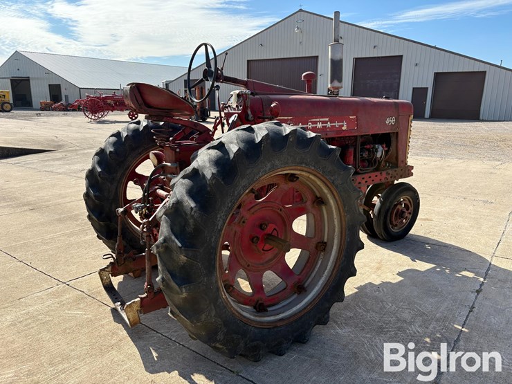 1957-case-ih-450-image-5