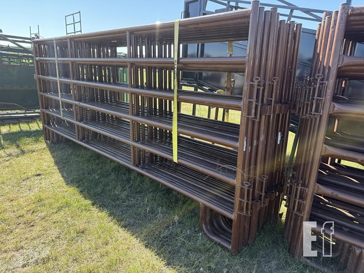 15x-hiqual-14'-panels-image-3