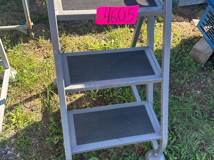 step-ladder-image-1