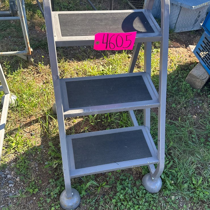 Step Ladder