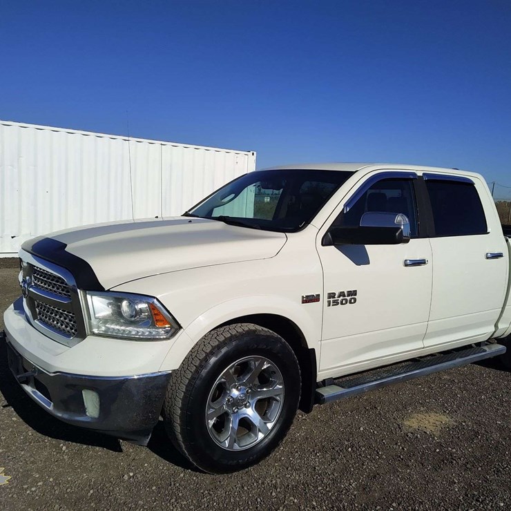 2017 RAM 1500 LARAMIE