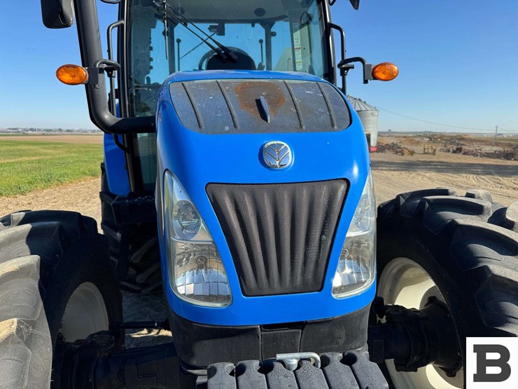 2014-new-holland-t4.105-image-11