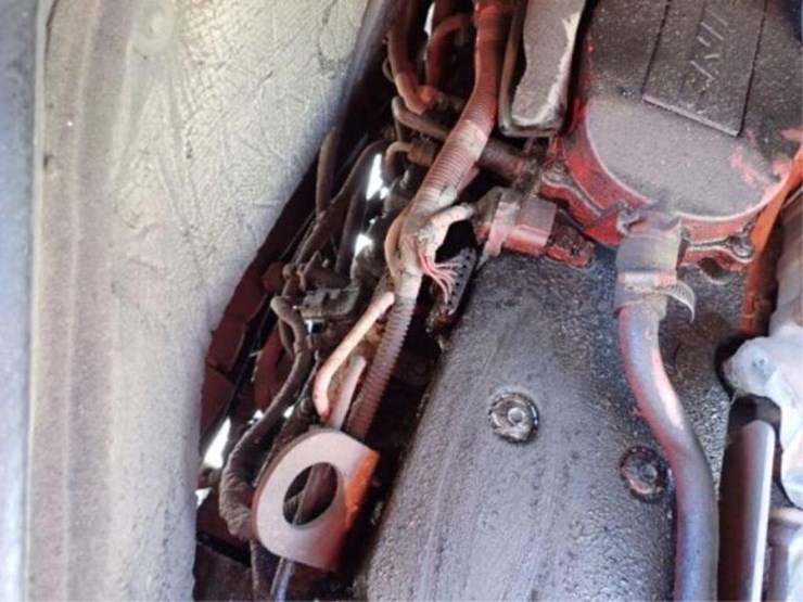 2015-freightliner-mt55-image-50