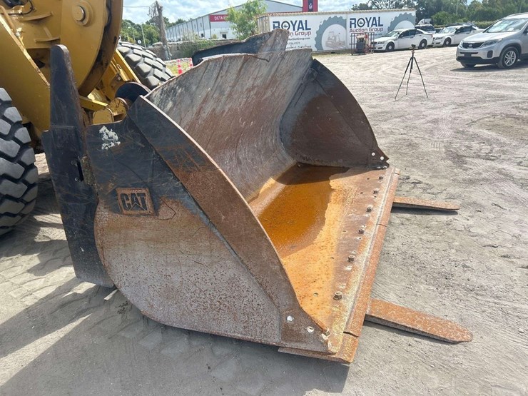 2016-caterpillar-930m-image-14
