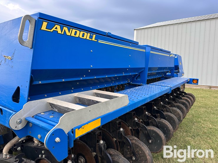 2012-landoll-5530-image-12