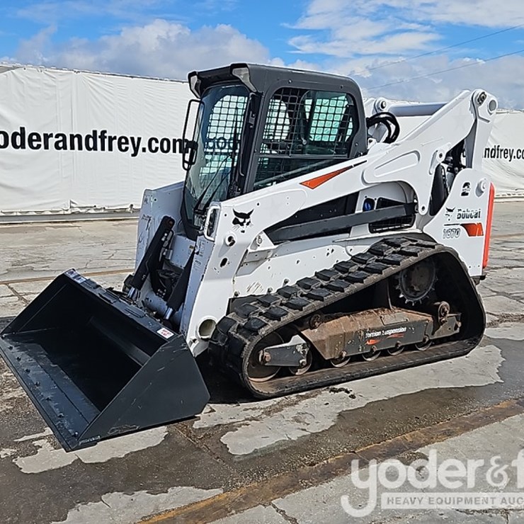 2019 BOBCAT T870