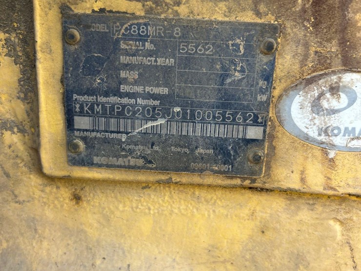 komatsu-pc88mr-8-image-24