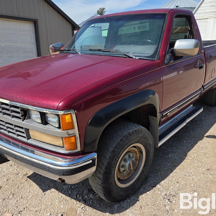 1989 CHEVROLET 2500