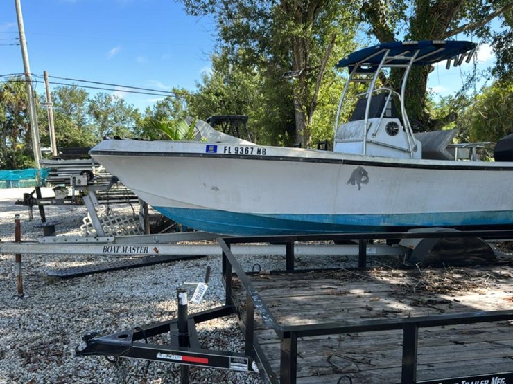 #116-•-1997-mako-fishing-boat-image-1