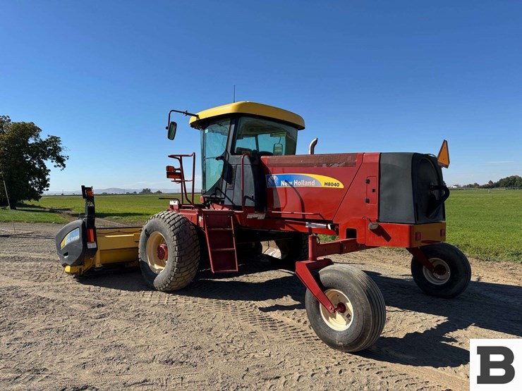 new-holland-h8040-image-4