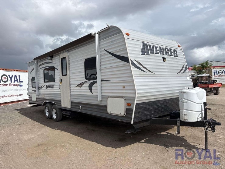 2013-forest-river-avenger-rv-image-2