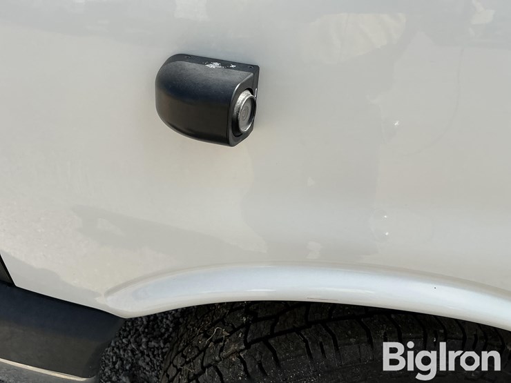 2019-chevrolet-express-3500-image-12