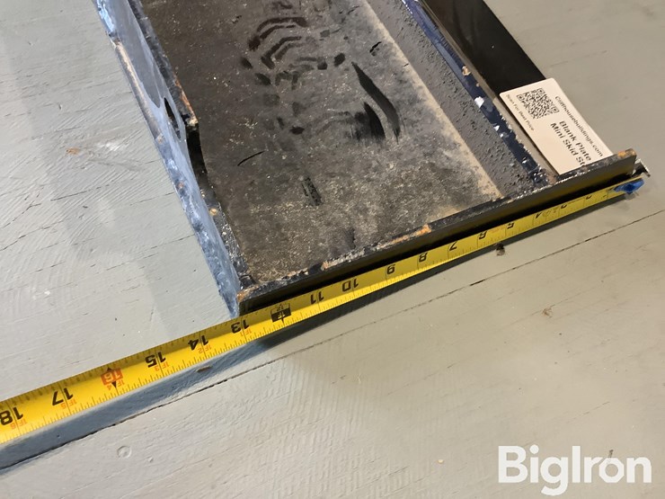mini-skid-steer-blank-plate-image-12
