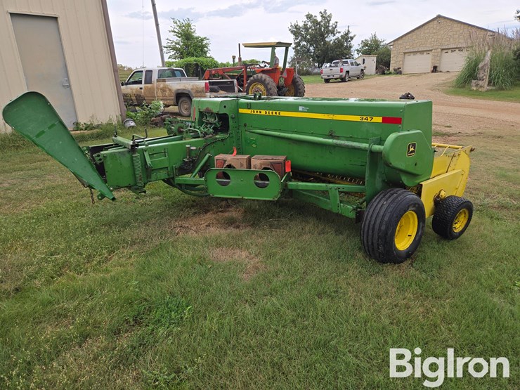 1985-john-deere-347-image-5