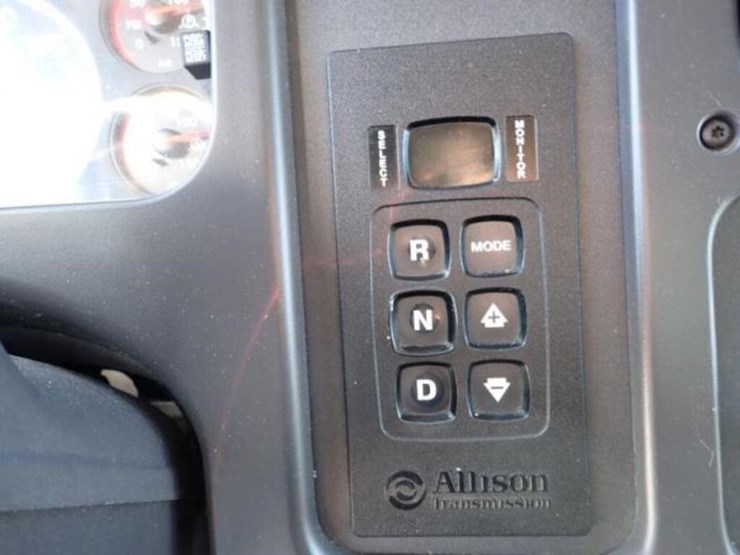 2017-freightliner-m2106-s/a-van-truck-3alacydt0hdj-image-19