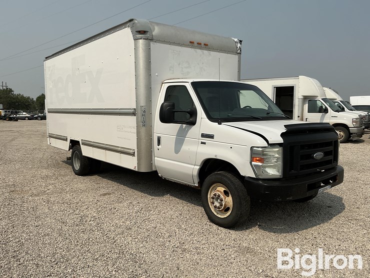 ford-e350-image-3