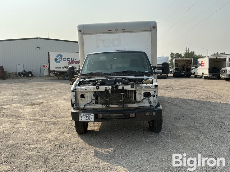 2009-ford-e350-image-2