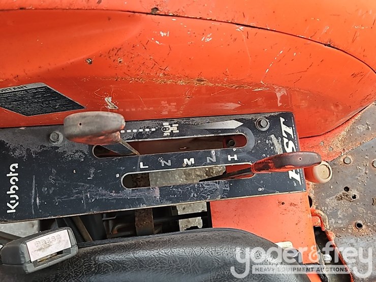 2016-kubota-mx5200hst-image-22