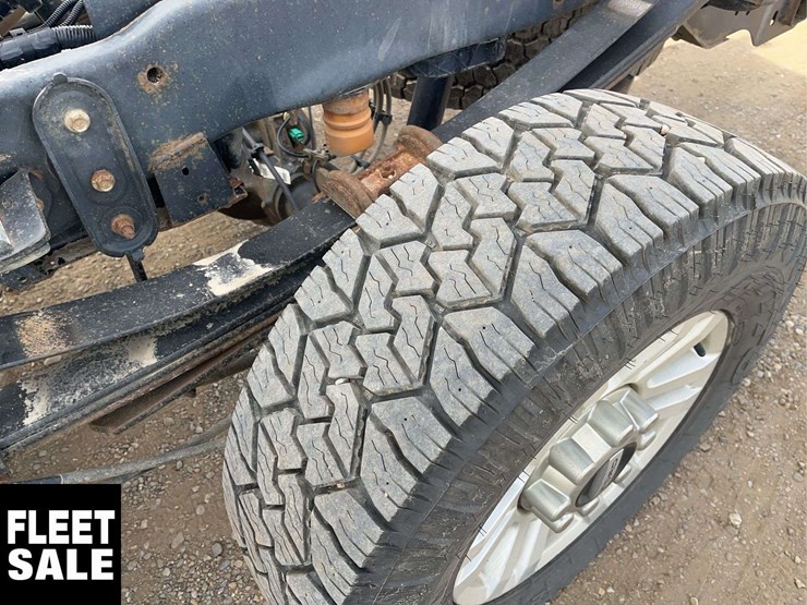 2018-ford-f350-image-8