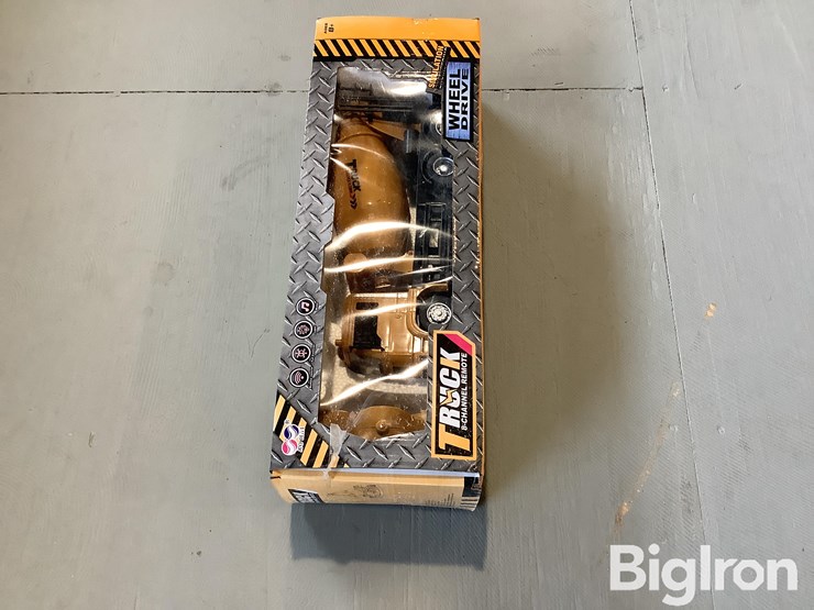 ao-hai-3825-remote-mixer-truck-toy-image-2