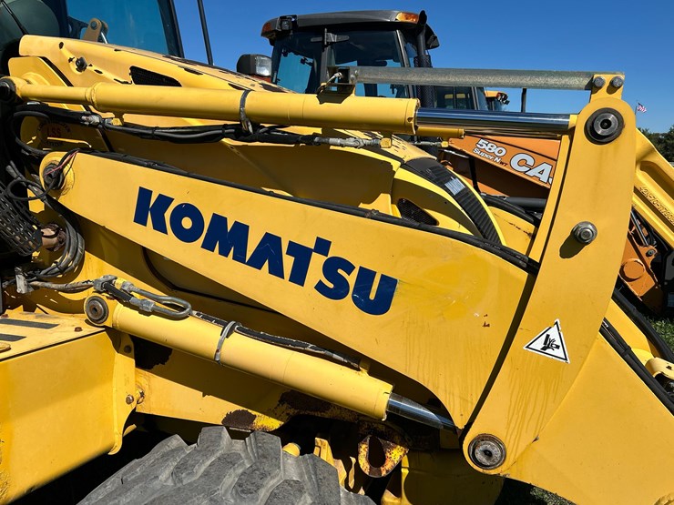2008-komatsu-wb146-5-image-9