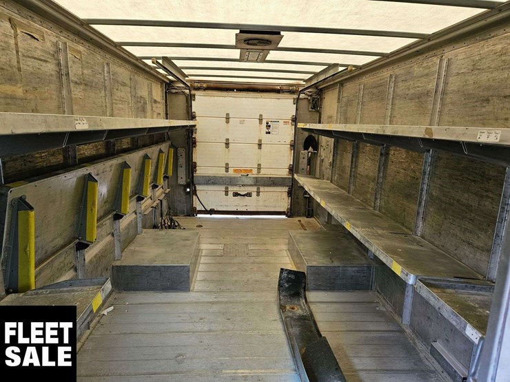 non-operable-2015-ford-e-series-s/a-step-van-image-24