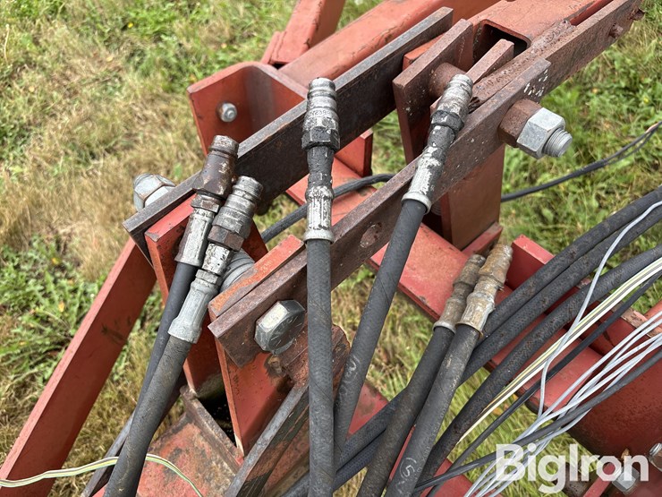 case-ih-4900-image-12