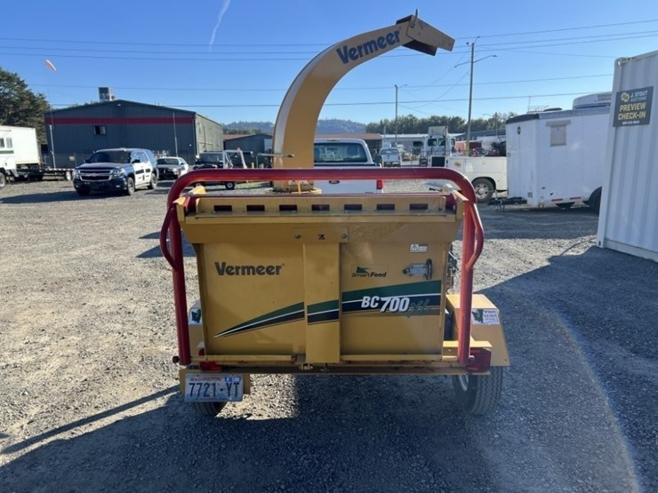 2014-vermeer-bc700xl-image-5