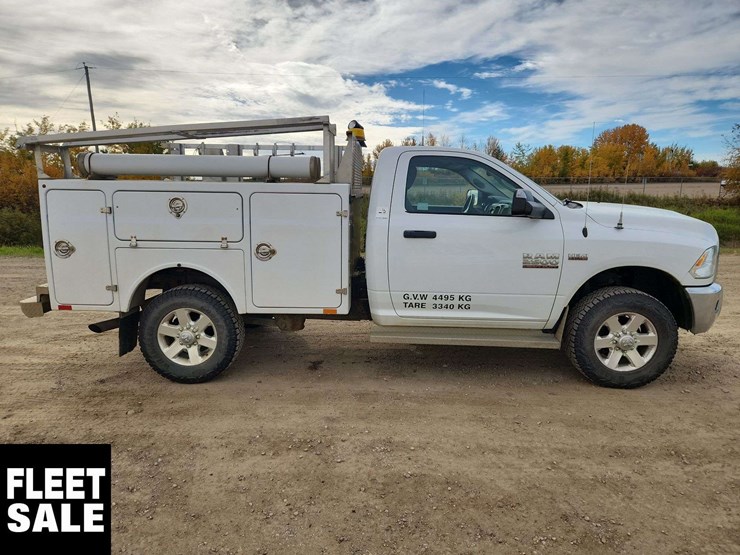 2015-ram-2500-slt-image-7