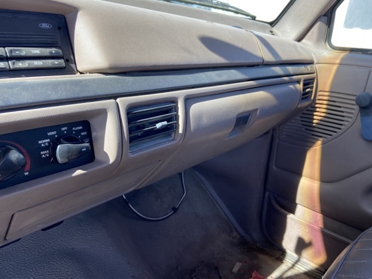 1995-ford-f150-image-12