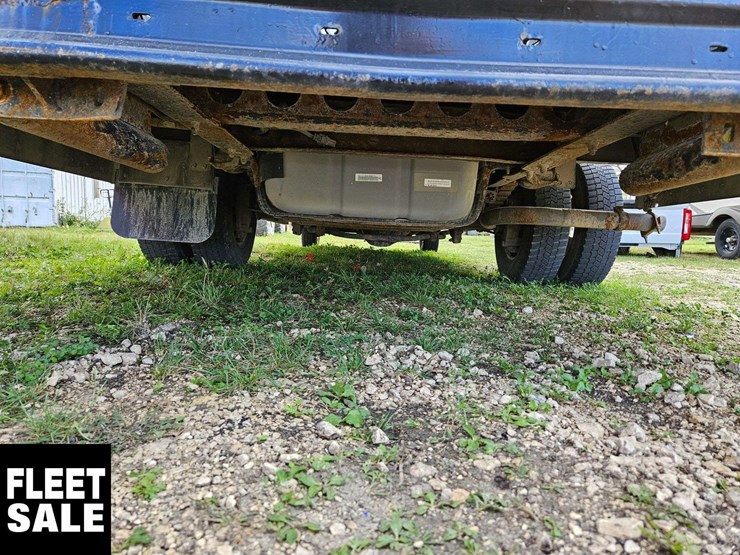 non-operable-2015-ford-e-series-s/a-step-van-image-8