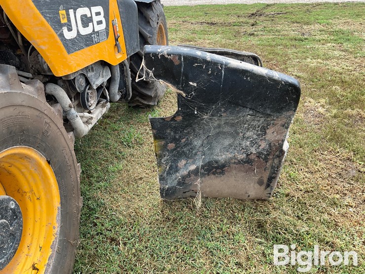2014-jcb-526-56-image-9