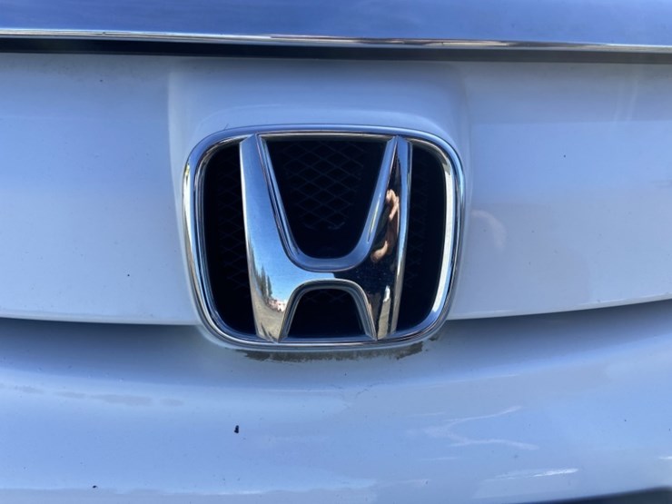 2003-honda-civic-hybrid-sedan-image-9