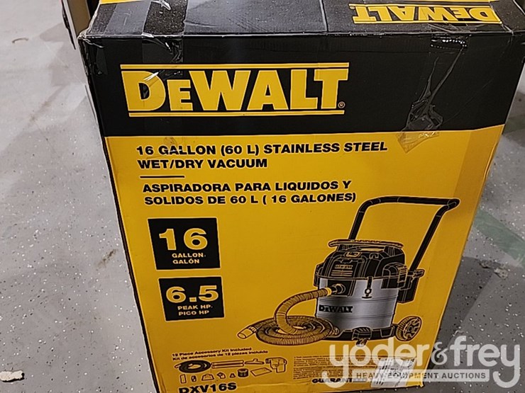 dewalt-16-gallon-stainless-steel-wet/dry-vacuum-image-4
