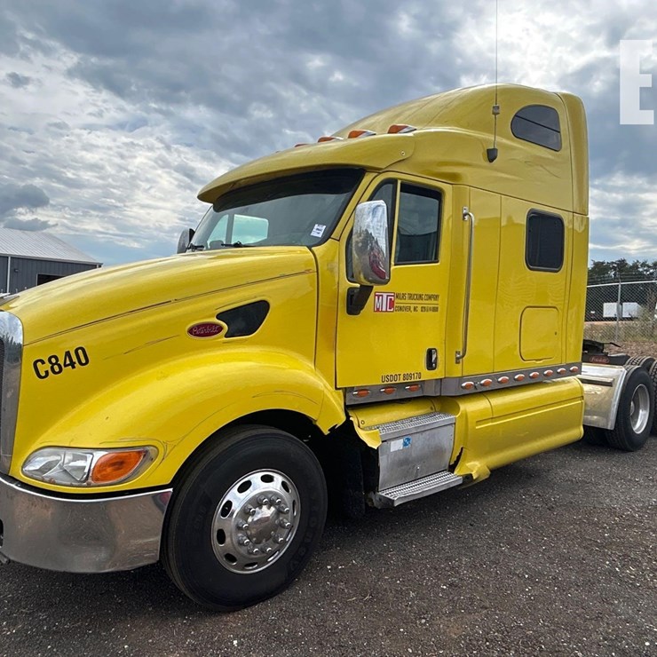 PETERBILT 384