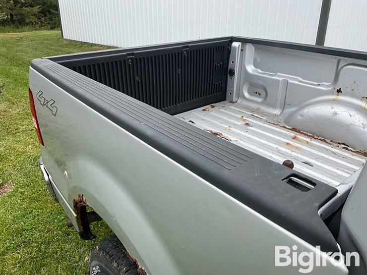 2004-ford-f150-image-12