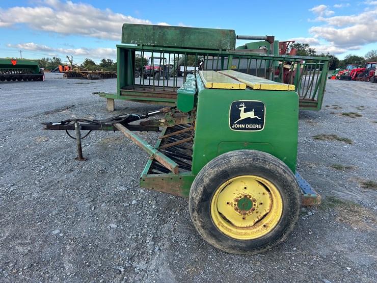 john-deere-8300-image-4
