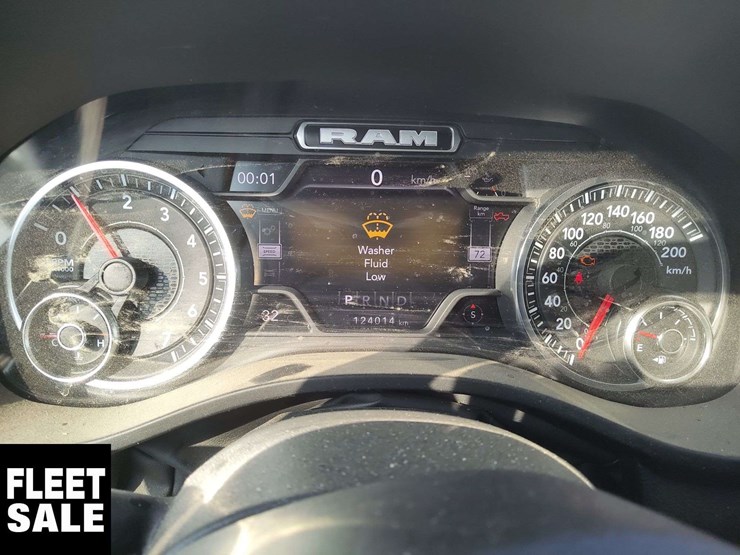 non-operable-2022-ram-1500-4x4-big-horn-4dr-crew-cab-5.6-ft.-sb-pickup-image-7