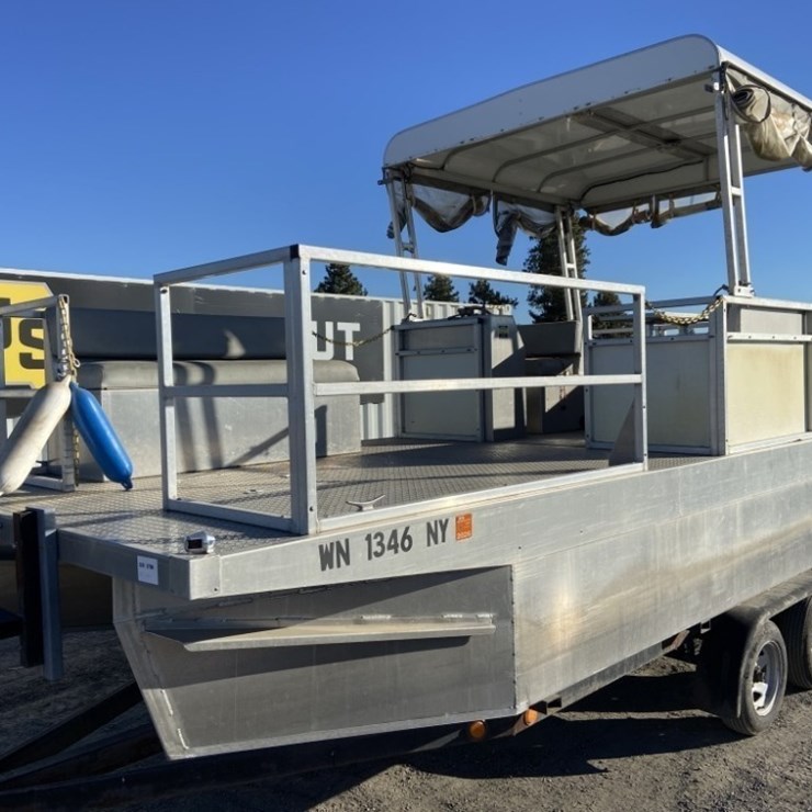 2008 Metalite Chinook Pontoon Boat