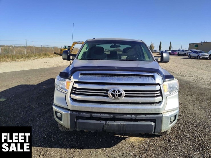 2017-toyota-tundra-image-19