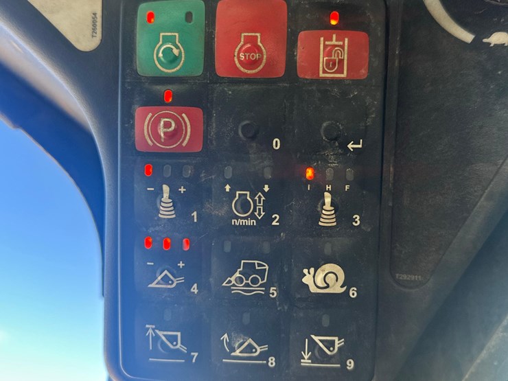 deere-333e-image-22