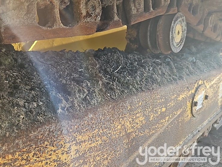 2021-komatsu-d39pxi-24-image-19