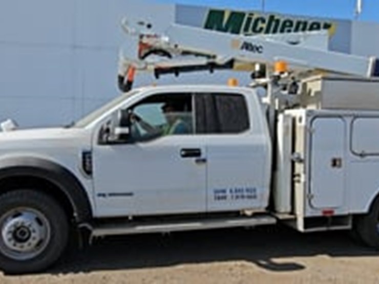 2018-ford-f550-image-23