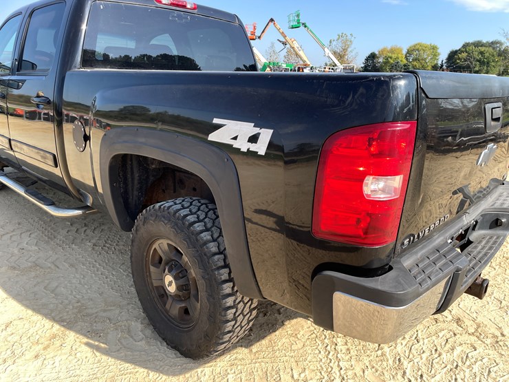 2008-chevrolet-silverado-image-26