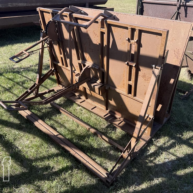 CALF TABLE 95