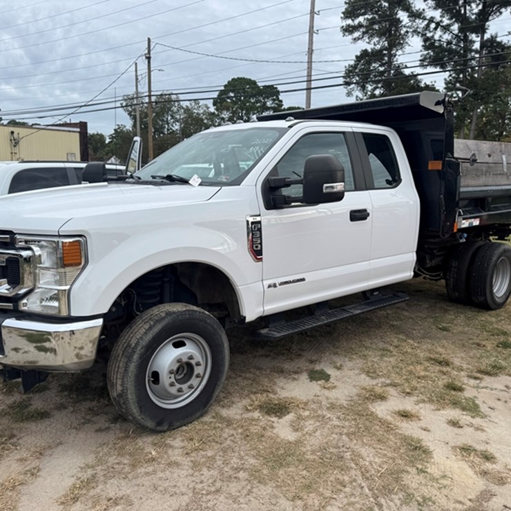 2021 FORD F350 XL