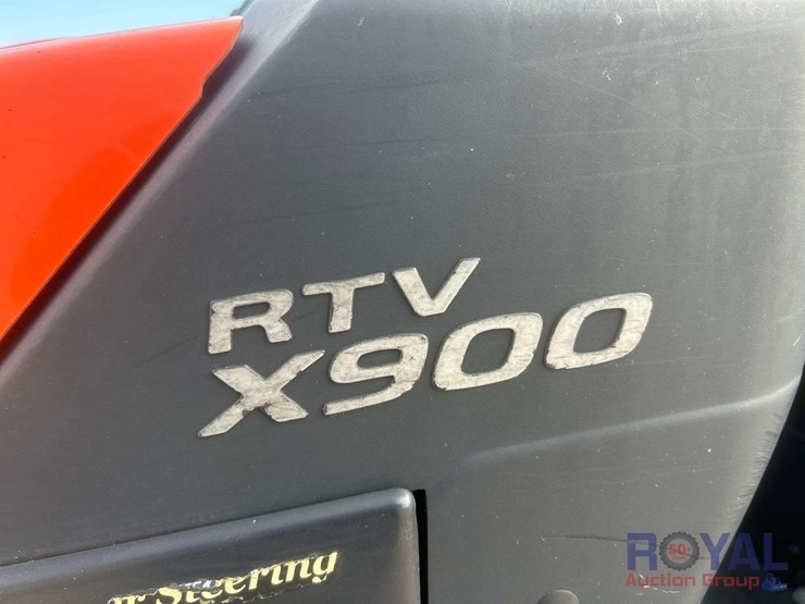 2015-kubota-rtv-x900-4x4-utility-cart-image-24
