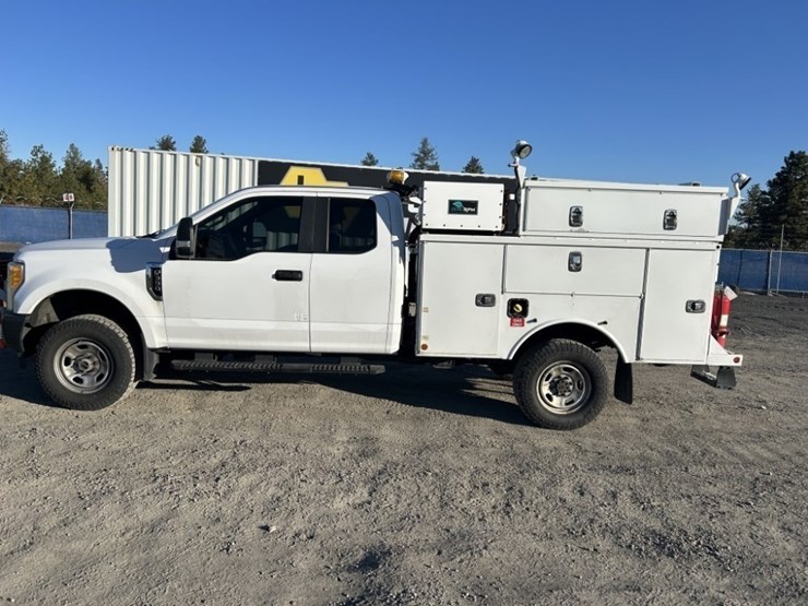 2017-ford-f350-image-2